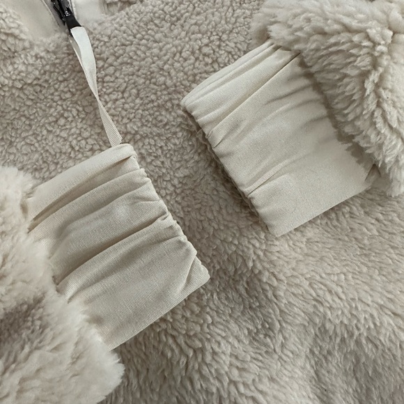 Varley Appleton Half-Zip Pullover - Picture 7 of 10